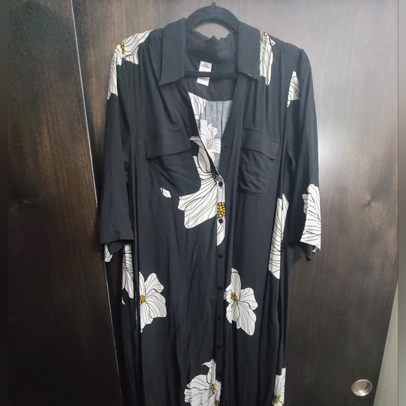 Maxi Dress - Picture 1 of 3